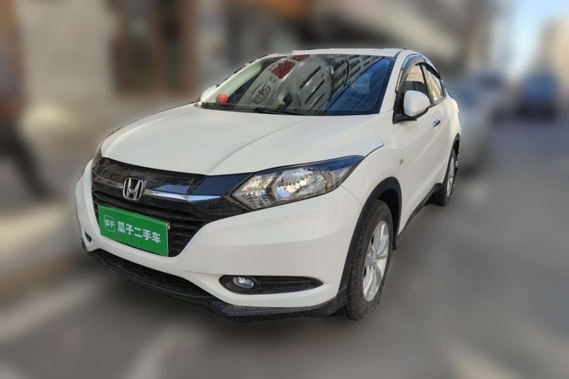 Used Honda Vezel 2017 1.5L CVT 2WD Comfort Model Front Left 45 Deg