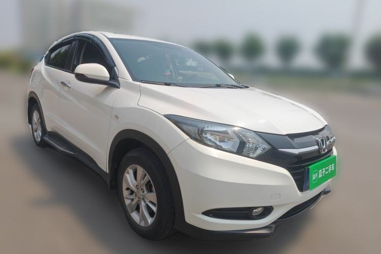 Used Honda Vezel 2017 1.5L CVT 2WD Comfort Model Front Right 45 Deg