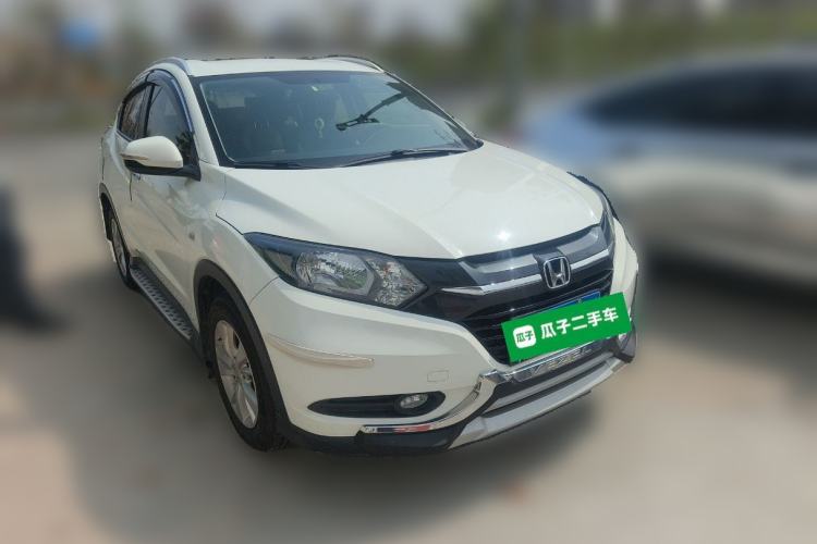 Used Honda Vezel 2017 1.5L CVT 2WD Comfort Model Front Right 45 Deg