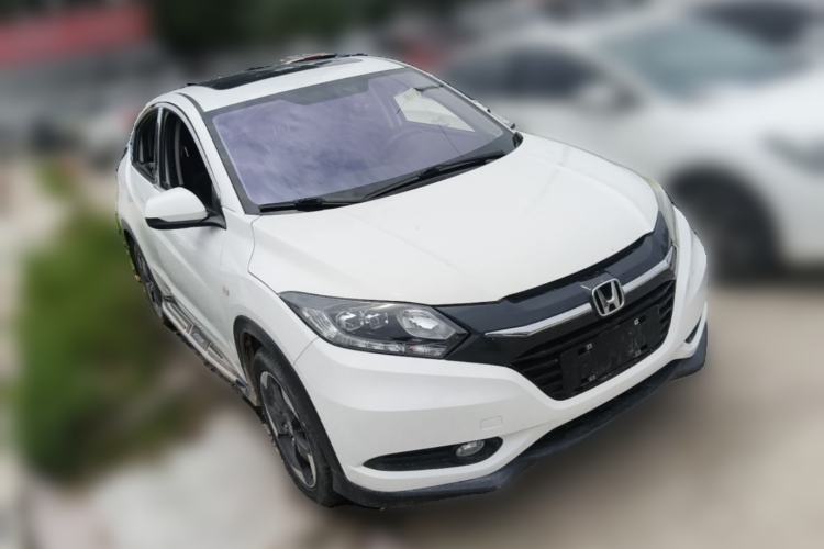 Used Honda Vezel 2017 1.8L CVT Front-Wheel Drive Pioneer Edition Front Right 45 Deg