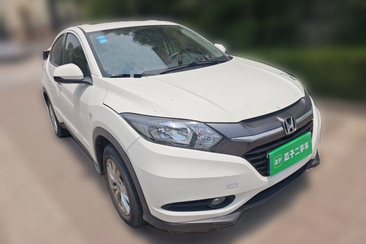 Used Honda Vezel 2017 1.5L CVT 2WD Comfort Model Front Right 45 Deg