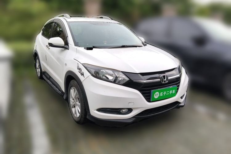 Used Honda Vezel 2017 1.5L CVT 2WD Comfort Model Front Right 45 Deg