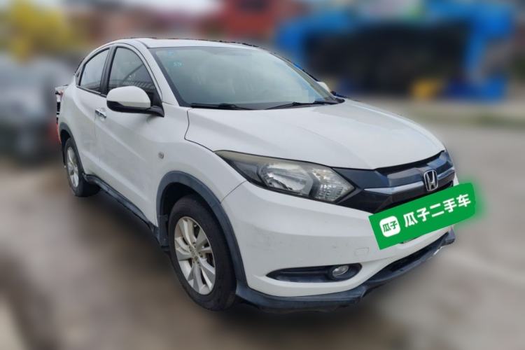 Used Honda Vezel 2017 1.5L CVT 2WD Comfort Model Front Right 45 Deg