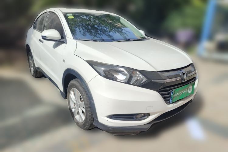 Used Honda Vezel 2017 1.5L CVT 2WD Comfort Model Front Right 45 Deg