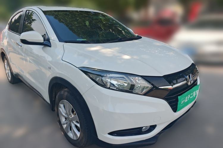 Used Honda Vezel 2017 1.5L CVT 2WD Comfort Model Front Right 45 Deg