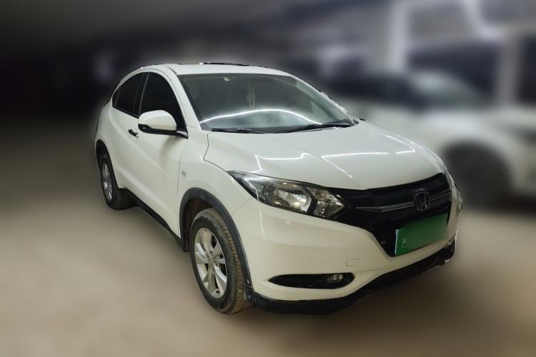 Used Honda Vezel 2017 1.5L CVT 2WD Comfort Model Front Right 45 Deg
