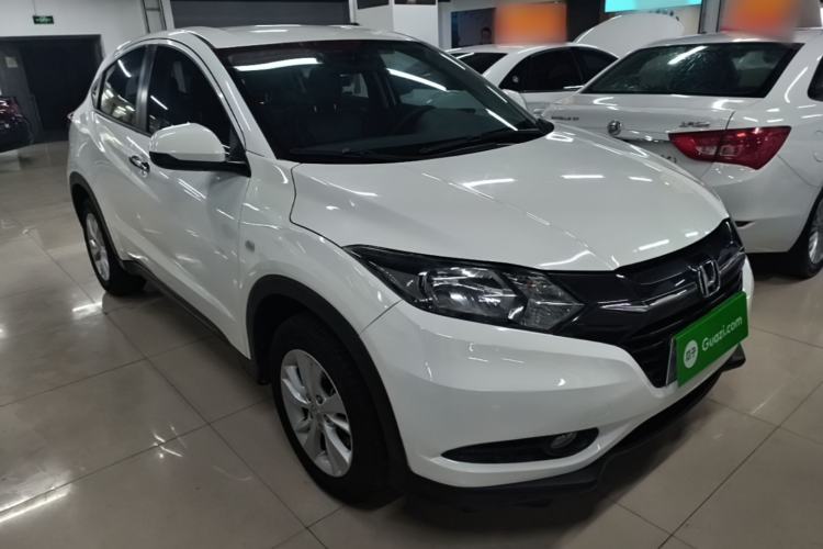 Used Honda Vezel 2017 1.5L CVT 2WD Comfort Model Front Right 45 Deg