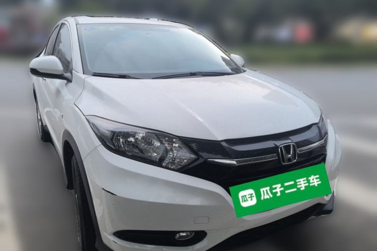 Used Honda Vezel 2017 1.5L CVT 2WD Comfort Model Front Right 45 Deg