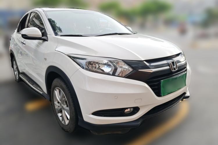 Used Honda Vezel 2017 1.8L CVT 2WD Elite Model Front Right 45 Deg