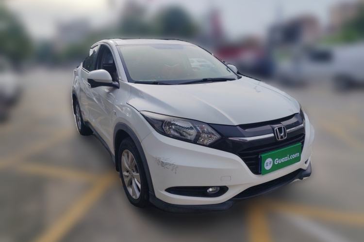 Used Honda Vezel 2017 1.5L CVT 2WD Comfort Model Front Right 45 Deg