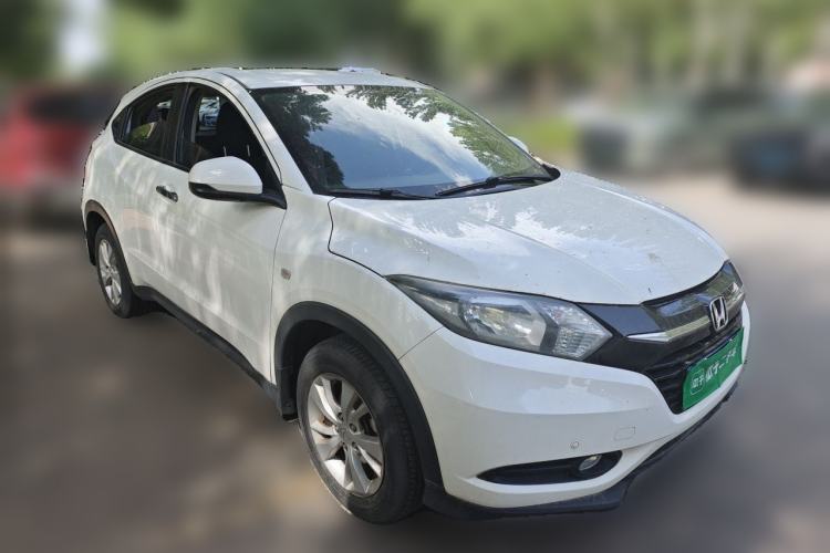 Used Honda Vezel 2017 1.5L CVT 2WD Comfort Model Front Right 45 Deg