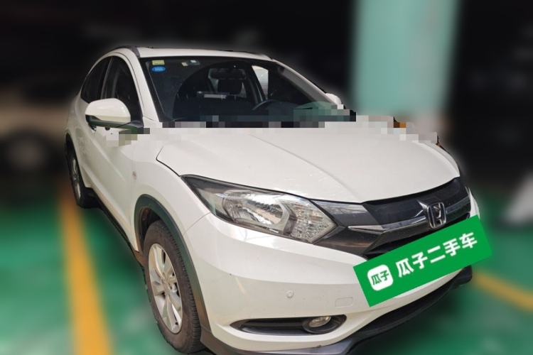 Used Honda Vezel 2017 1.5L CVT 2WD Comfort Model Front Right 45 Deg