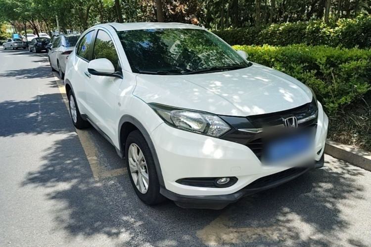 Used Honda Vezel 2017 1.5L CVT 2WD Comfort Model Front Right 45 Deg