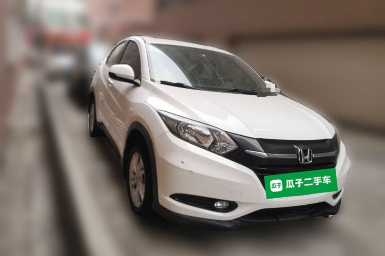Used Honda Vezel 2017 1.5L CVT 2WD Comfort Model Front Right 45 Deg