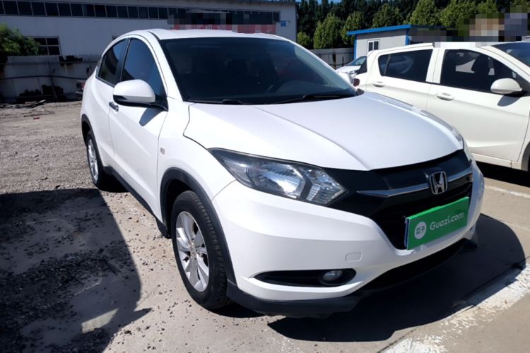 Used Honda Vezel 2017 1.5L CVT 2WD Comfort Model Front Right 45 Deg