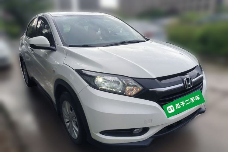 Used Honda Vezel 2017 1.5L CVT 2WD Comfort Model Front Right 45 Deg