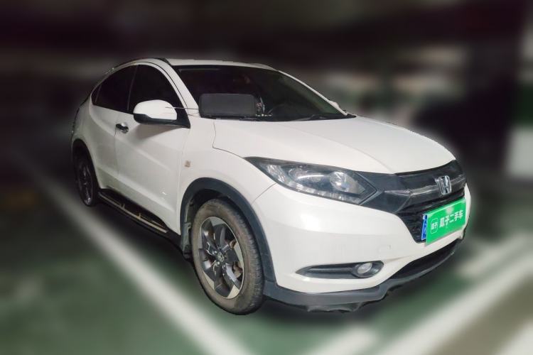 Used Honda Vezel 2017 1.8L CVT Front-Wheel Drive Pioneer Edition Front Right 45 Deg