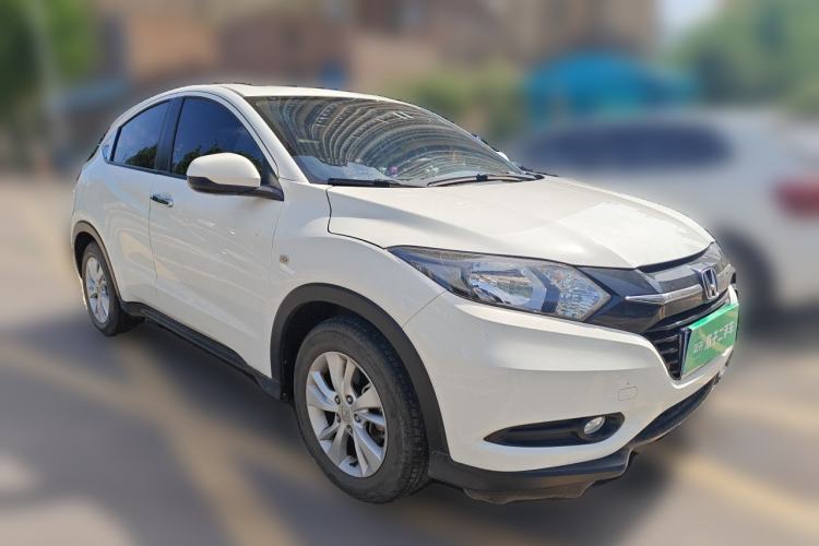Used Honda Vezel 2017 1.5L CVT 2WD Comfort Model Front Right 45 Deg