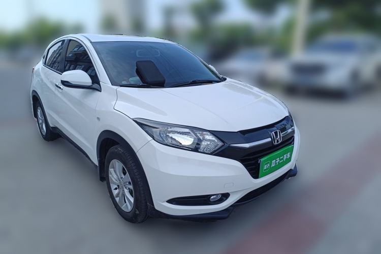 Used Honda Vezel 2017 1.5L CVT 2WD Comfort Model Front Right 45 Deg