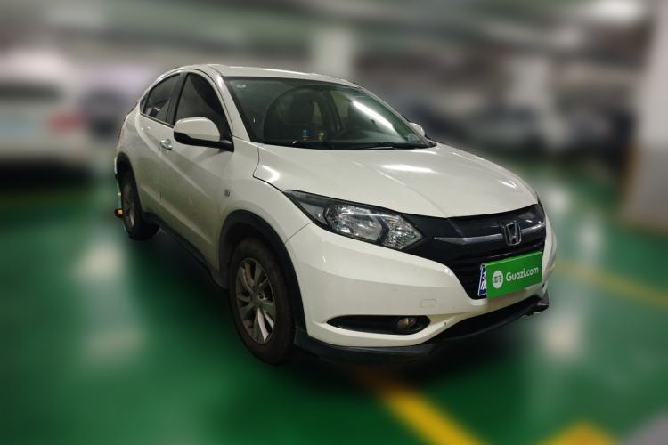 Used Honda Vezel 2017 1.5L CVT 2WD Comfort Model Front Right 45 Deg