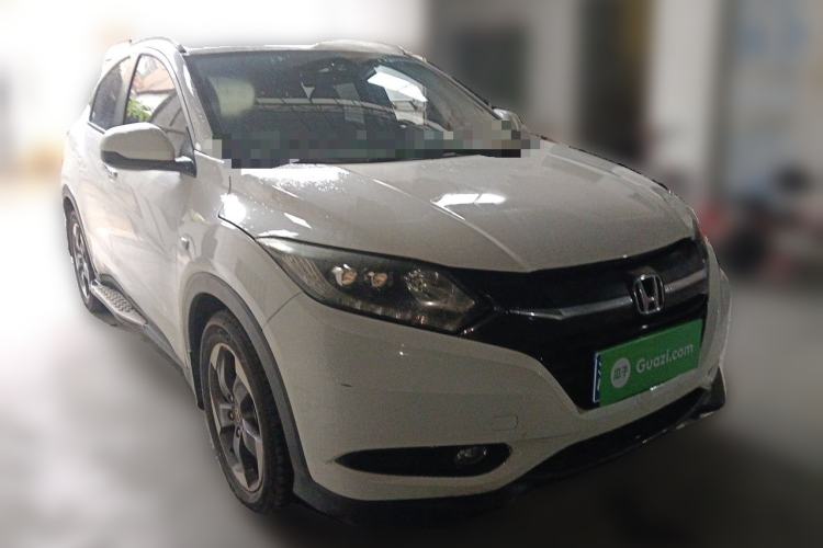 Used Honda Vezel 2017 1.8L CVT Front-Wheel Drive Pioneer Edition Front Right 45 Deg