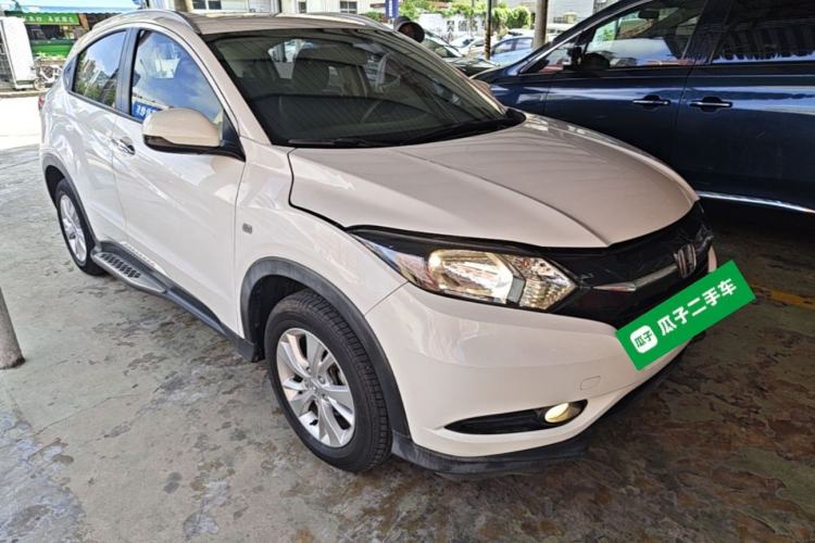 Used Honda Vezel 2017 1.5L CVT 2WD Comfort Model Front Right 45 Deg