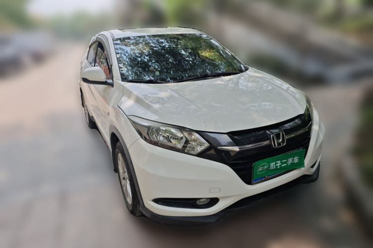 Used Honda Vezel 2017 1.5L CVT 2WD Comfort Model Front Right 45 Deg