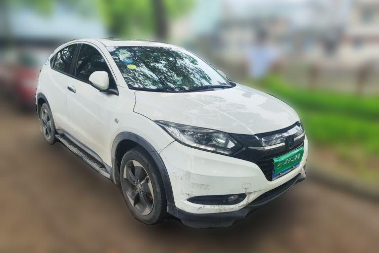Used Honda Vezel 2017 1.8L CVT Front-Wheel Drive Pioneer Edition Front Right 45 Deg