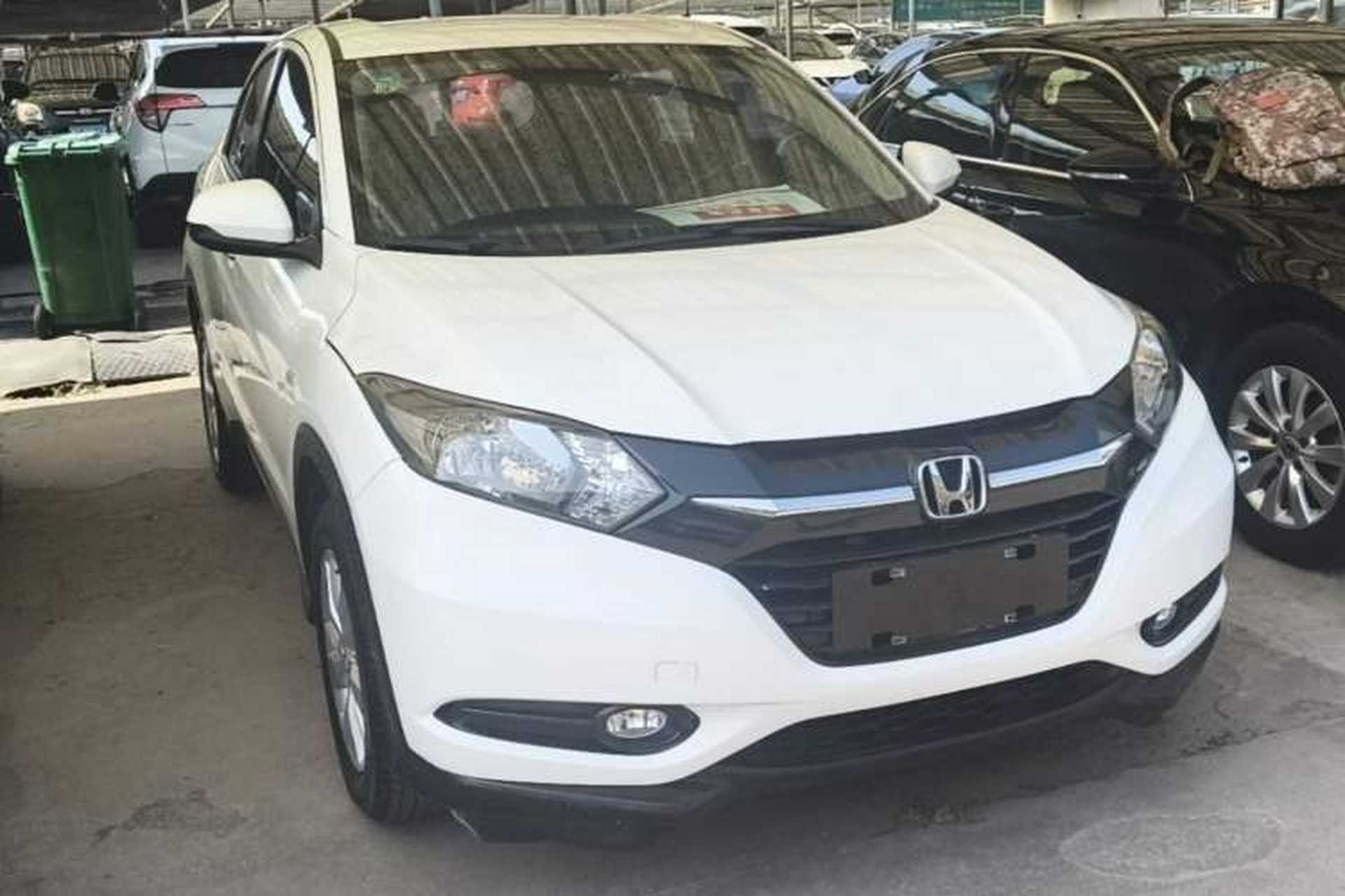 Used Honda Vezel 2017 1.5L CVT 2WD Comfort Model Front Right 45 Deg