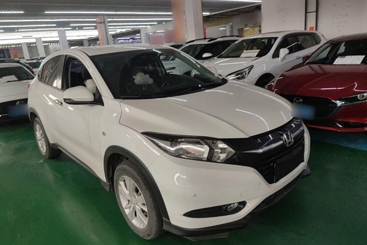 Used Honda Vezel 2017 1.5L CVT 2WD Comfort Model Front Right 45 Deg