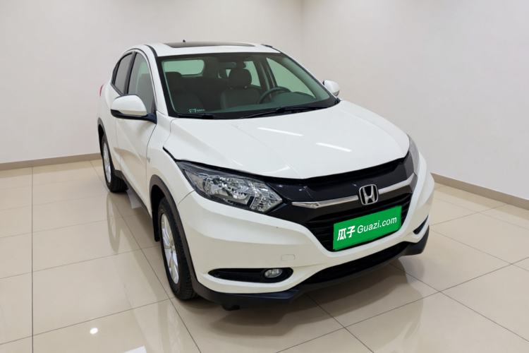 Used Honda Vezel 2017 1.5L CVT 2WD Comfort Model Front Right 45 Deg