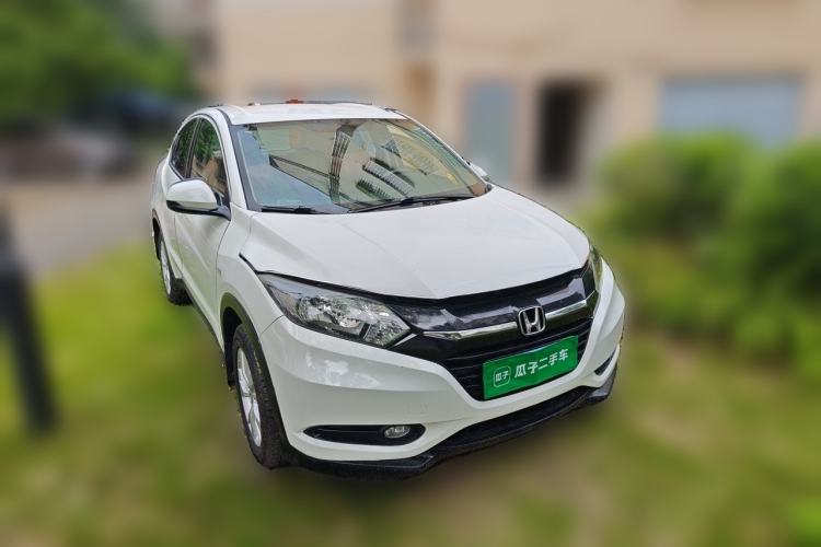 Used Honda Vezel 2017 1.5L CVT 2WD Comfort Model Front Right 45 Deg
