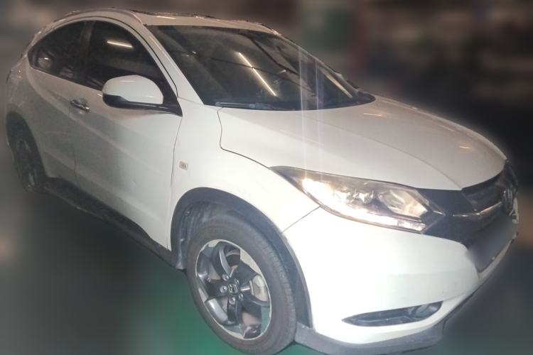 Used Honda Vezel 2017 1.8L CVT Front-Wheel Drive Pioneer Edition Front Right 45 Deg