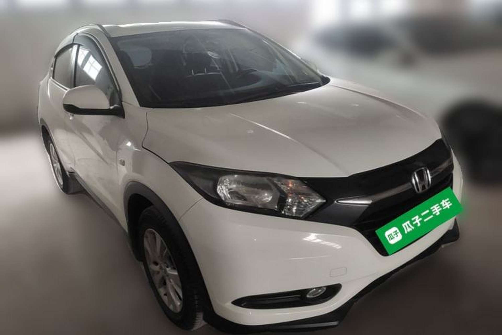 Used Honda Vezel 2017 1.5L CVT 2WD Comfort Model Front Right 45 Deg