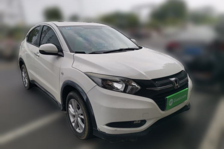 Used Honda Vezel 2017 1.5L CVT 2WD Comfort Model Front Right 45 Deg