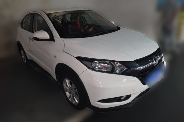 Used Honda Vezel 2017 1.5L CVT 2WD Comfort Model Front Right 45 Deg