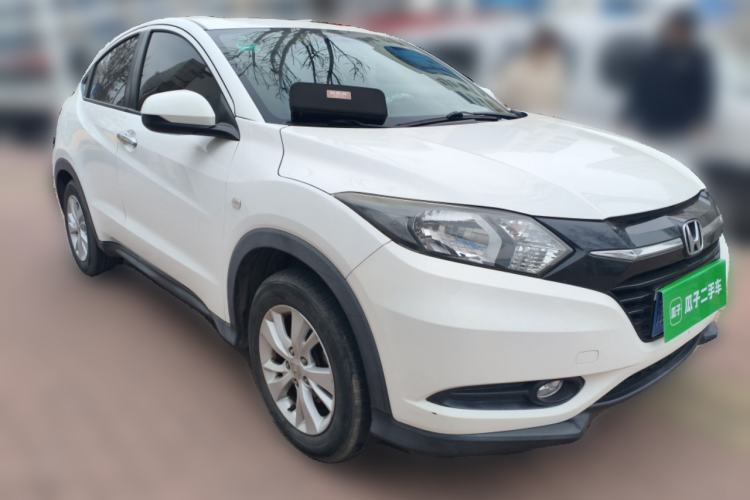 Used Honda Vezel 2017 1.5L CVT 2WD Comfort Model Front Right 45 Deg