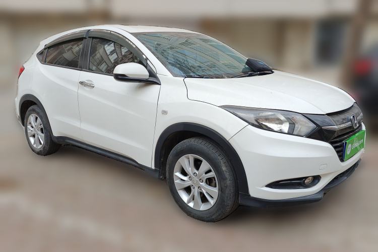 Used Honda Vezel 2017 1.5L CVT 2WD Comfort Model Front Right 45 Deg