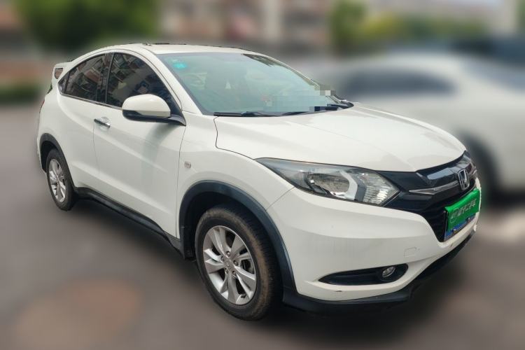 Used Honda Vezel 2017 1.5L CVT 2WD Comfort Model Front Right 45 Deg
