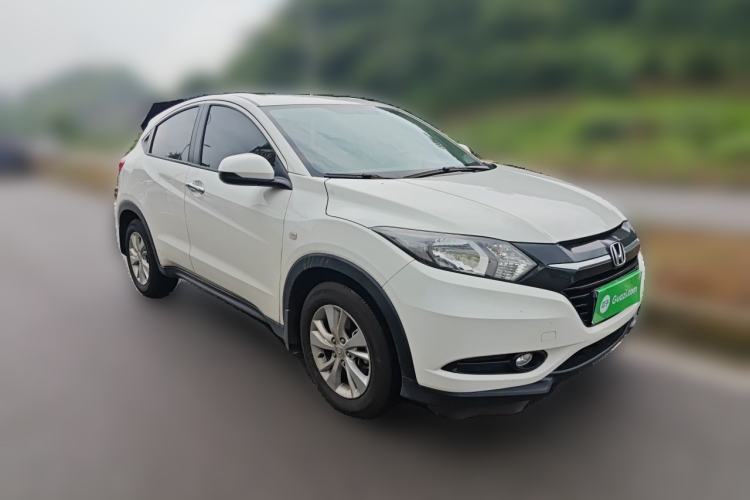 Used Honda Vezel 2017 1.5L CVT 2WD Comfort Model Front Right 45 Deg