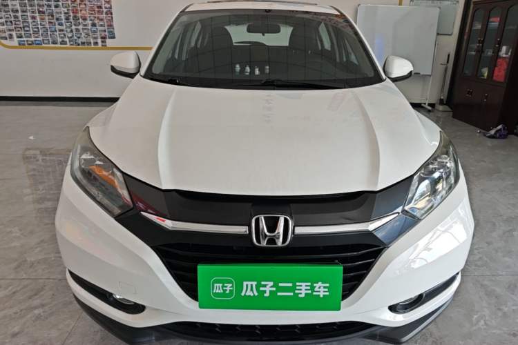 Used Honda Vezel 2017 1.8L CVT Front-Wheel Drive Pioneer Edition Front
