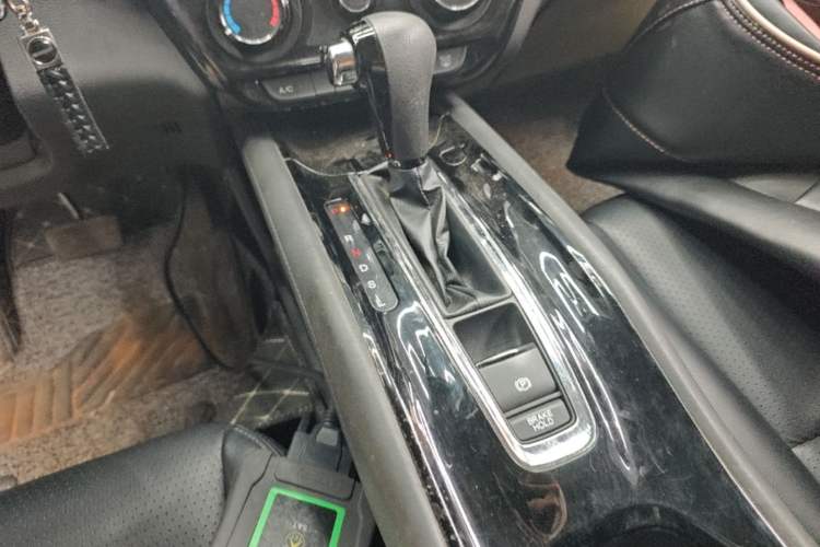 Used Honda Vezel 2017 1.5L CVT 2WD Comfort Model Gear Lever