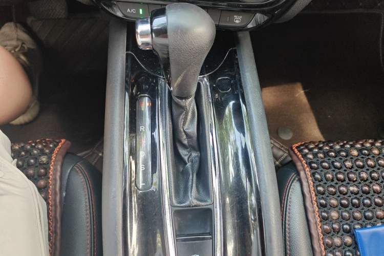 Used Honda Vezel 2017 1.5L CVT 2WD Comfort Model Gear Lever