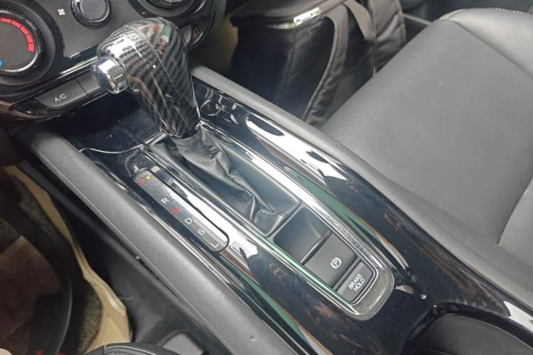 Used Honda Vezel 2017 1.5L CVT 2WD Comfort Model Gear Lever