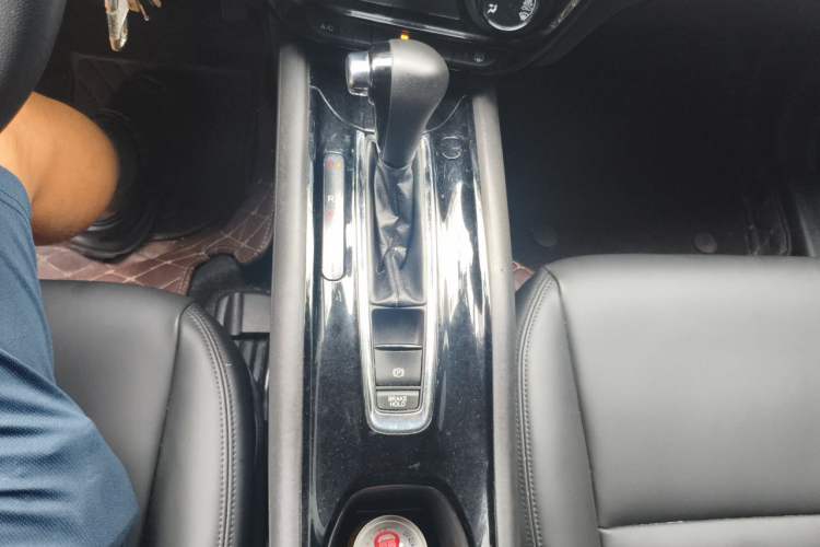 Used Honda Vezel 2017 1.5L CVT 2WD Comfort Model Gear Lever