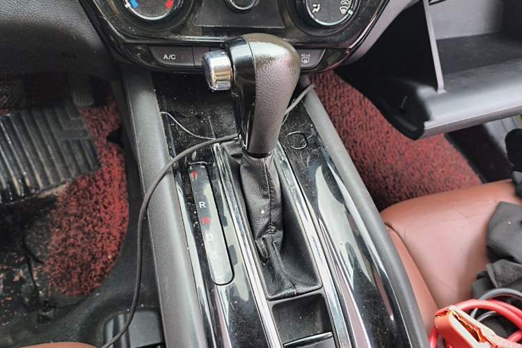 Used Honda Vezel 2017 1.5L CVT 2WD Comfort Model Gear Lever