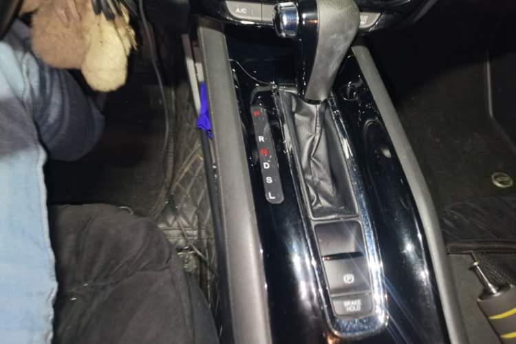 Used Honda Vezel 2017 1.5L CVT 2WD Comfort Model Gear Lever