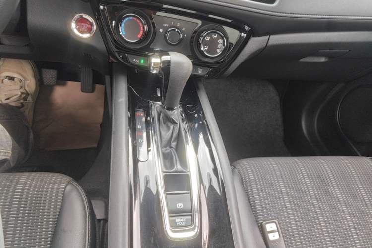 Used Honda Vezel 2017 1.8L CVT Front-Wheel Drive Pioneer Edition Gear Lever