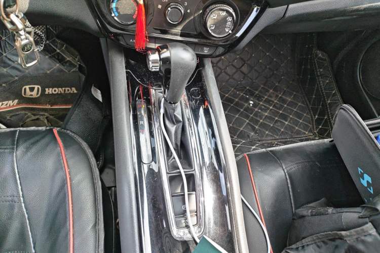 Used Honda Vezel 2017 1.5L CVT 2WD Comfort Model Gear Lever