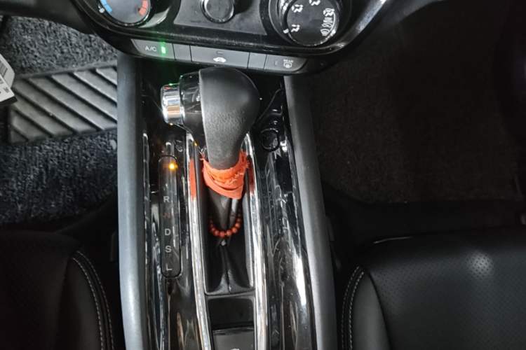 Used Honda Vezel 2017 1.5L CVT 2WD Comfort Model Gear Lever